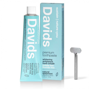 Davids ホワイトニングトゥースペースト スペアミント（149g）