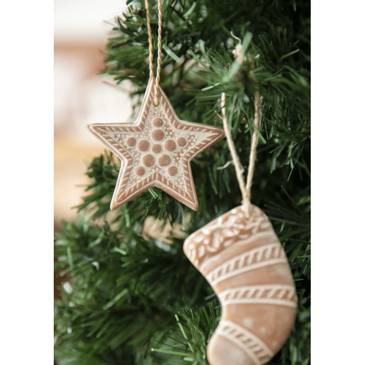 テラコッタのオーナメント　スター