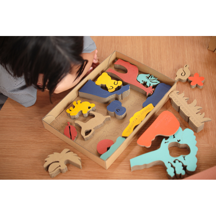 AFRICABLOCKS MADE OF CARDBOARD